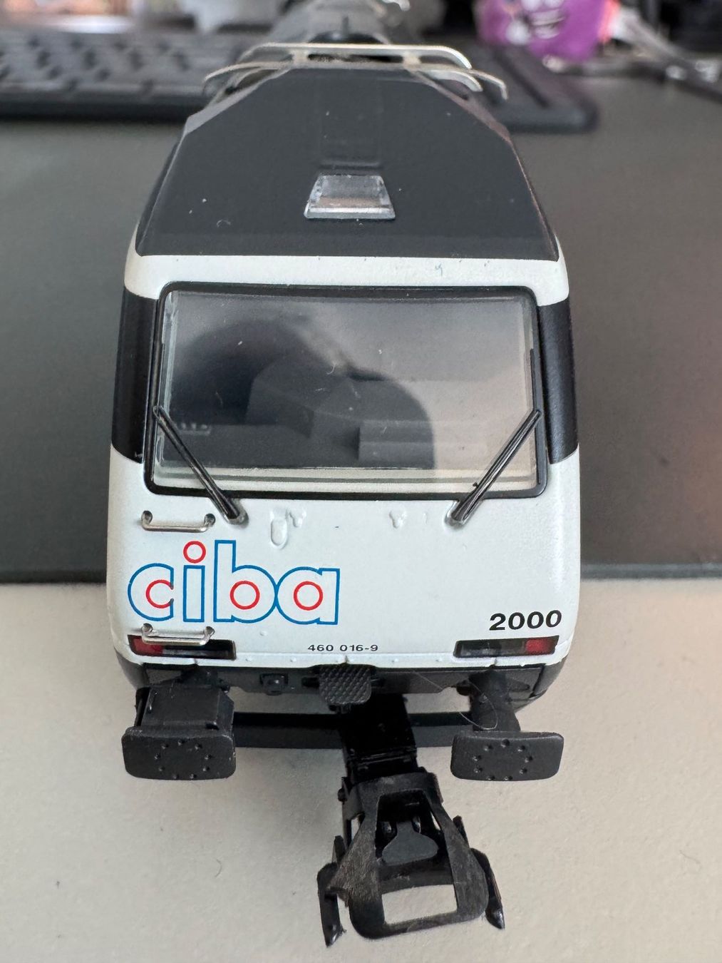 Märklin Modellini di ferrovie: Märklin Re 460 Ciba digital ESU LokPilot 5 – Usato da Köniz venduto da Henebe 2