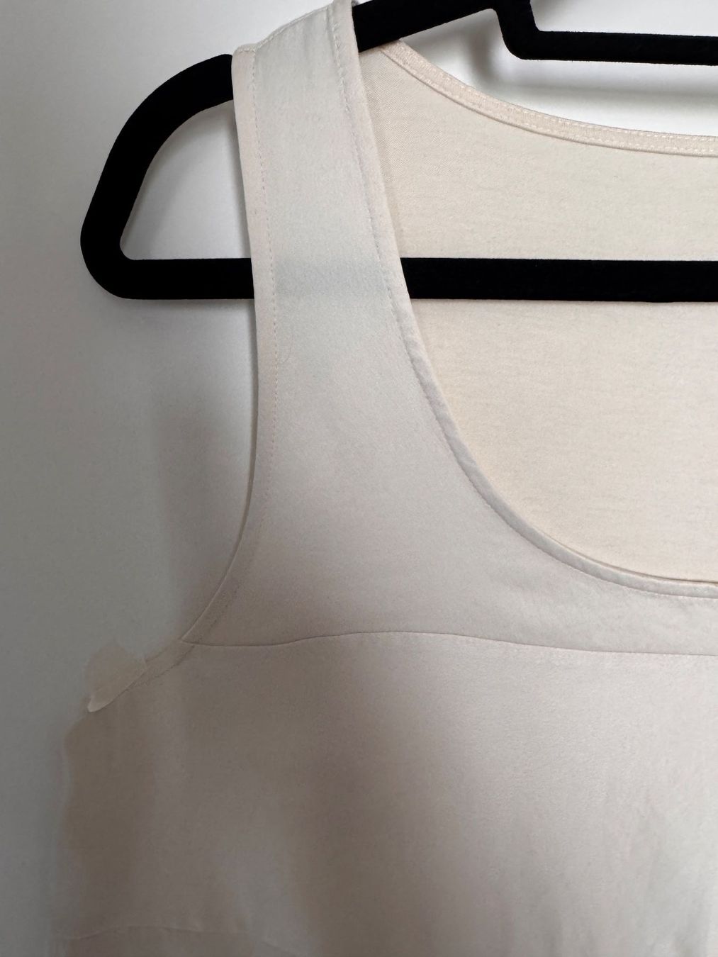 Tops: Damenoberteil in einem edlen Ecru-Farbton, Gr. L, elegant – Gebraucht aus Heerbrugg von dwfg 5