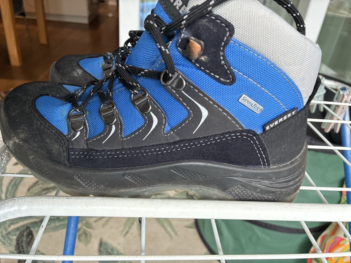 Everest Schuhe für Jungen: Wanderschuhe Everest Blau Schwarz Grösse 35 gebraucht – Gebraucht aus Dinhard von bliggi12 5