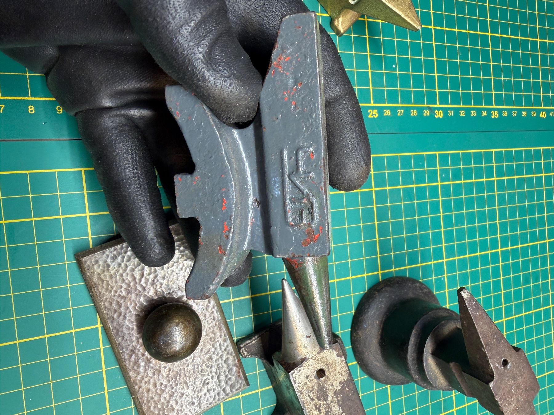 Attrezzi da lavoro: Amboss lot – Usato da Niederhasli venduto da swissbrocki 3