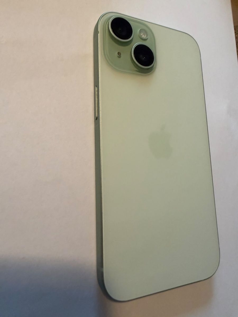 Apple Handys / Smartphones: iPhone 15 Vert 128 Go 87% batterie – Neu (gemäss Beschreibung) aus Sion von latinosbr 2