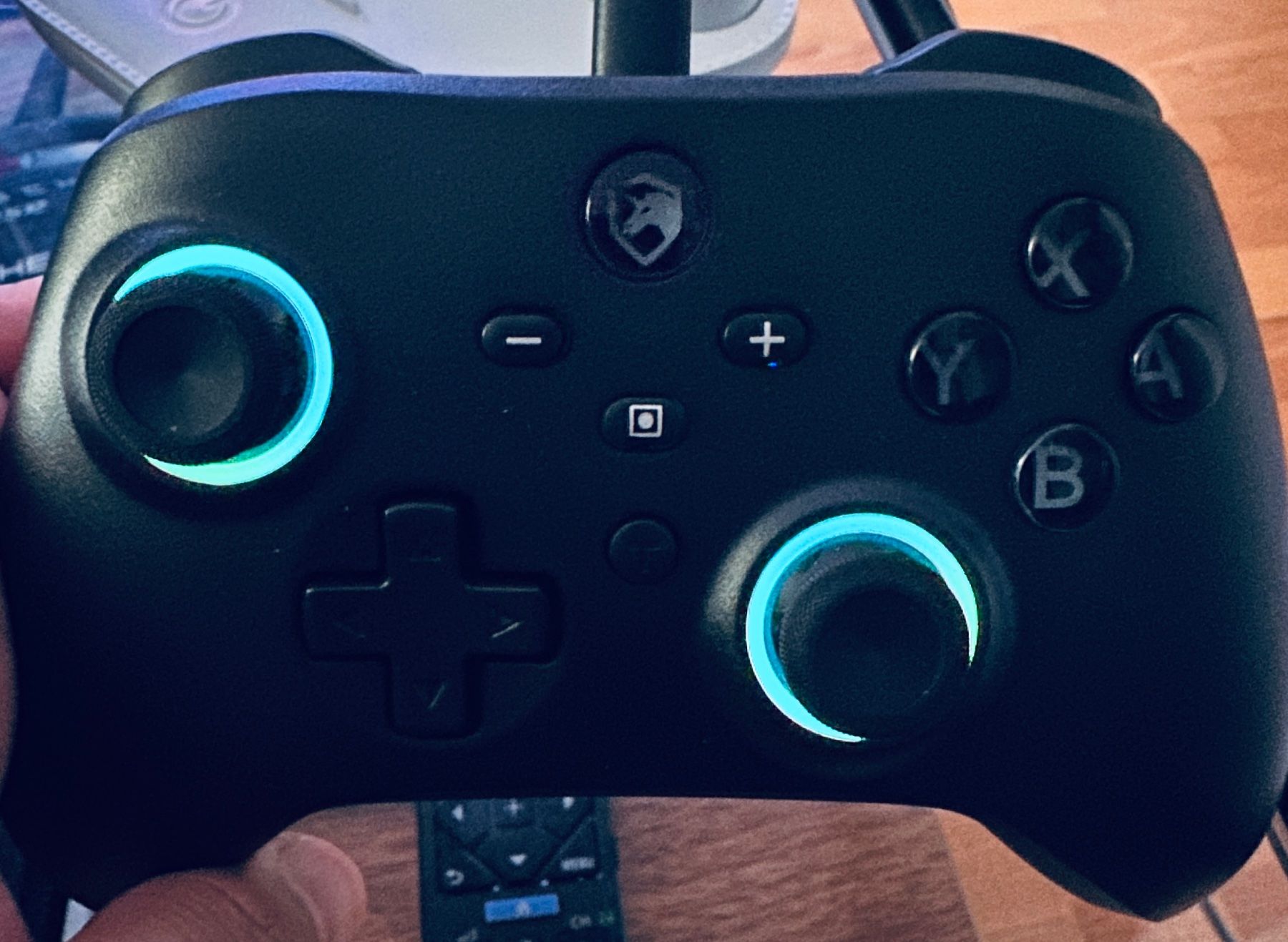Controller: Echtpower NS Gamepad für Nintendo Switch, PC, Android/iOS – Nuovo e nell'imballaggio originale da Emmenbrücke venduto da Poke-Gengar 3