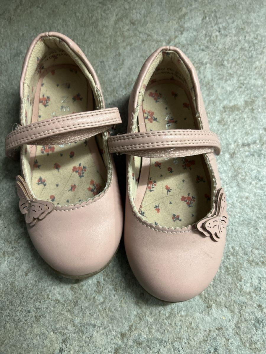 Next Schuhe für Mädchen: Ballerina Nr. 6 – Gebraucht aus Adlikon von doody123