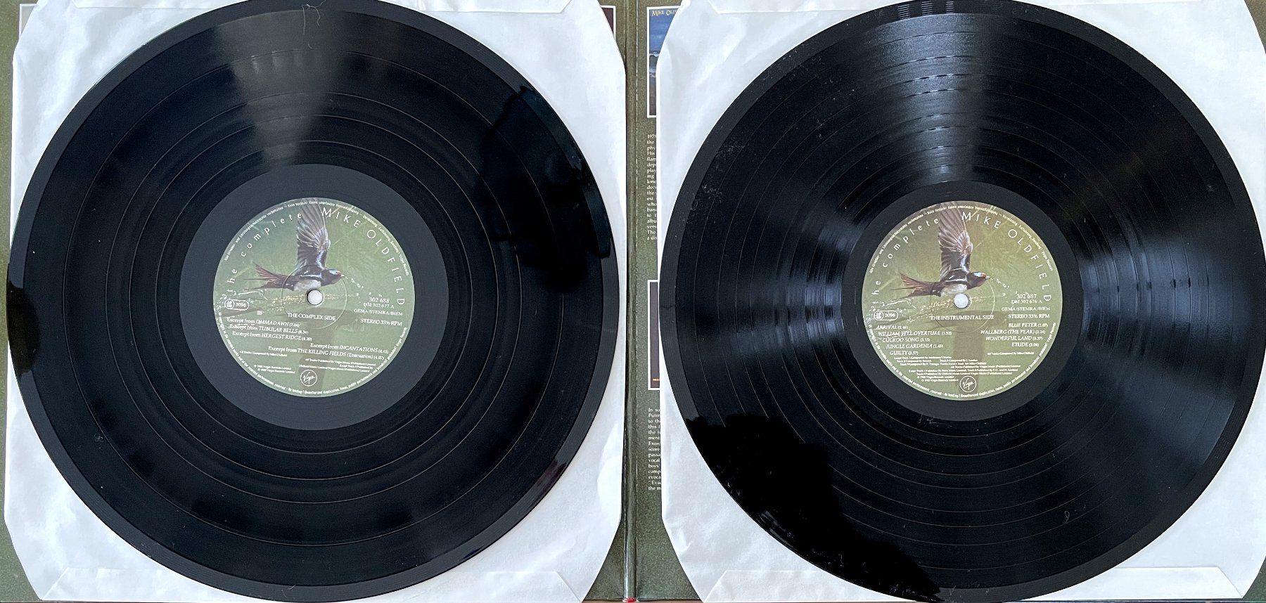 Dischi in vinile: Mike Oldfied 3 LP's - Discovery & The Complete Mike Oldfield – Usato da Savagnier venduto da Ne2065 3