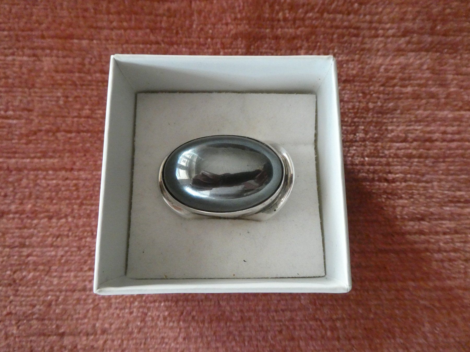 Ringe: Ring mit poliertem Hämatit Silber Design DENMARK Vintage – Gebraucht aus Basel von Robyn
