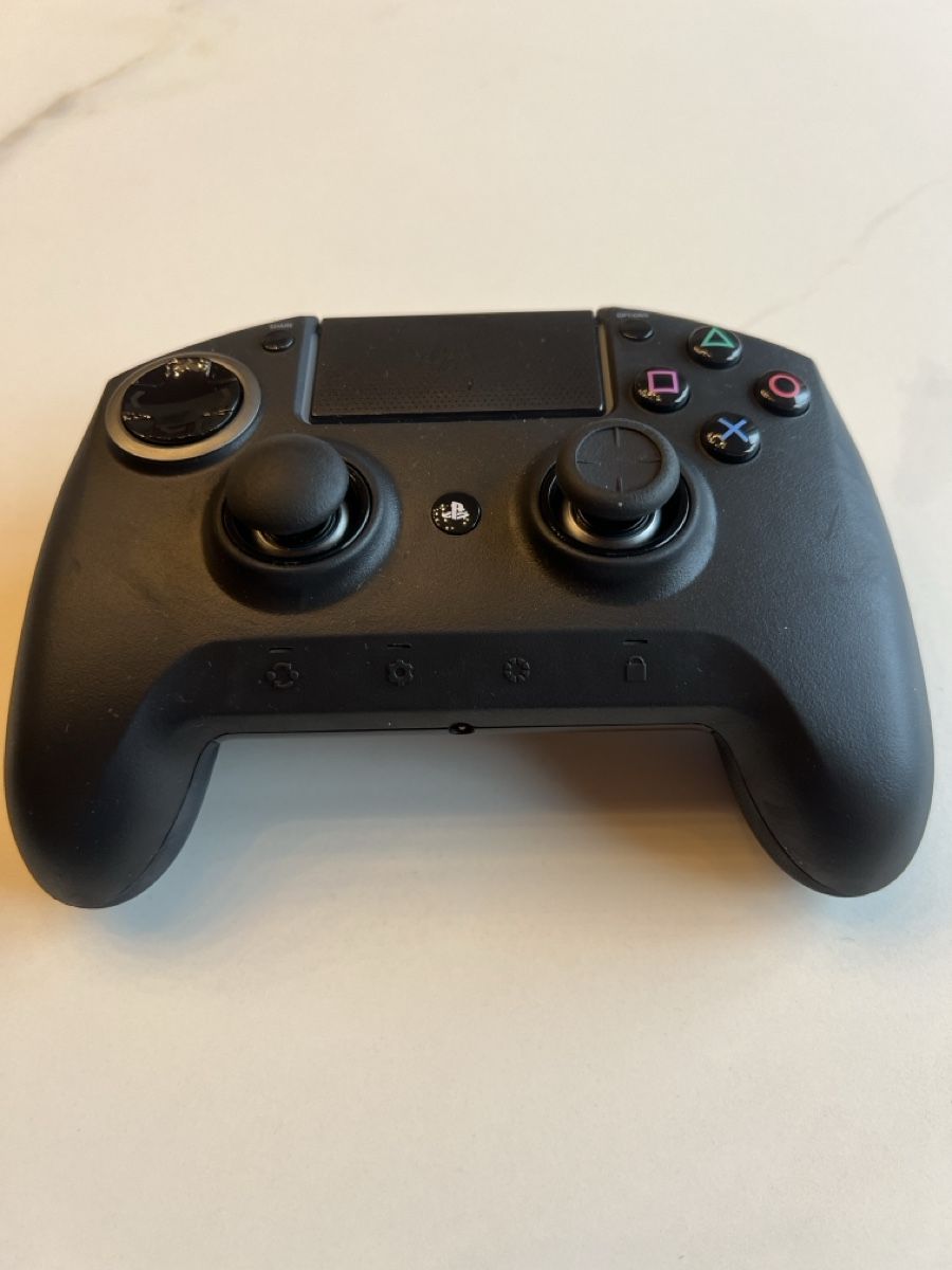 Razer Controller: Razer Raiju Ultimate Wireless PS4 Controller - Schwarz – Neu (gemäss Beschreibung) aus Wollerau von Plakatfreund