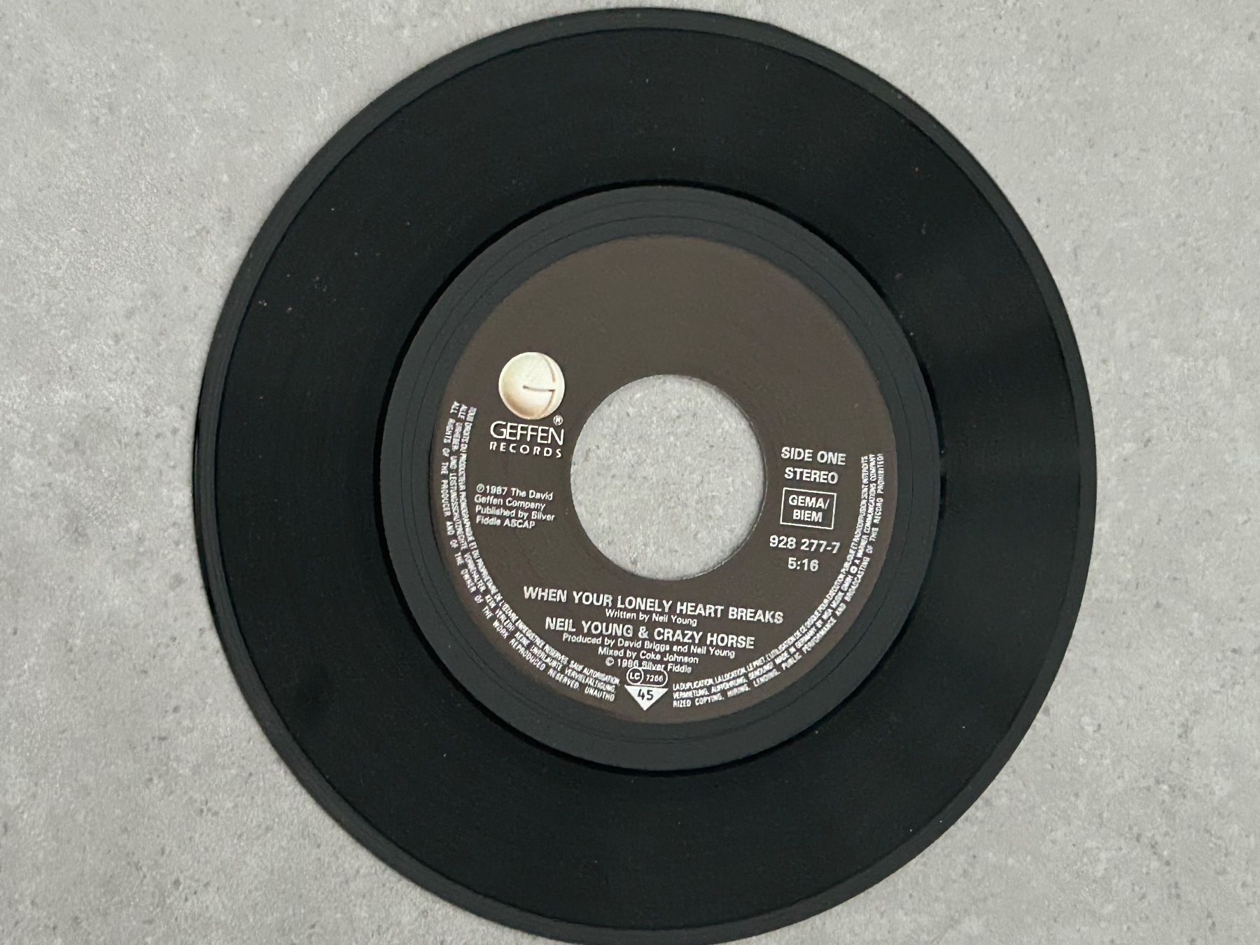 Dischi in vinile: Neil Young & Crazy Horse, 1986 – Usato da Romont FR venduto da perrno 2