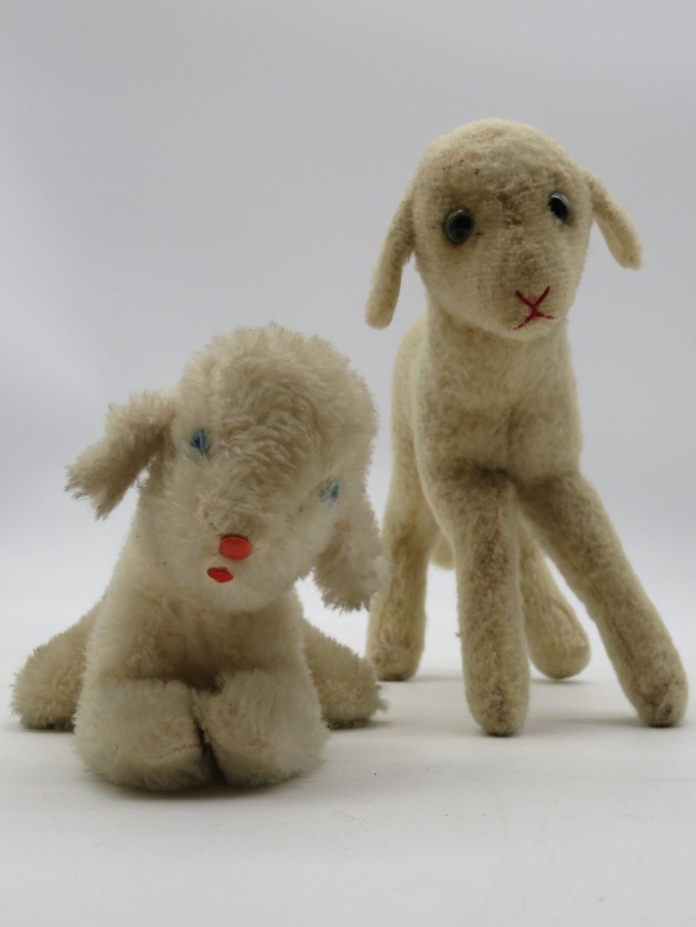 Giocattoli: 2er Set Vintage Stofftiere Schaf & Lamm – Usato da Reinach BL venduto da WBZ-Flohmarkt