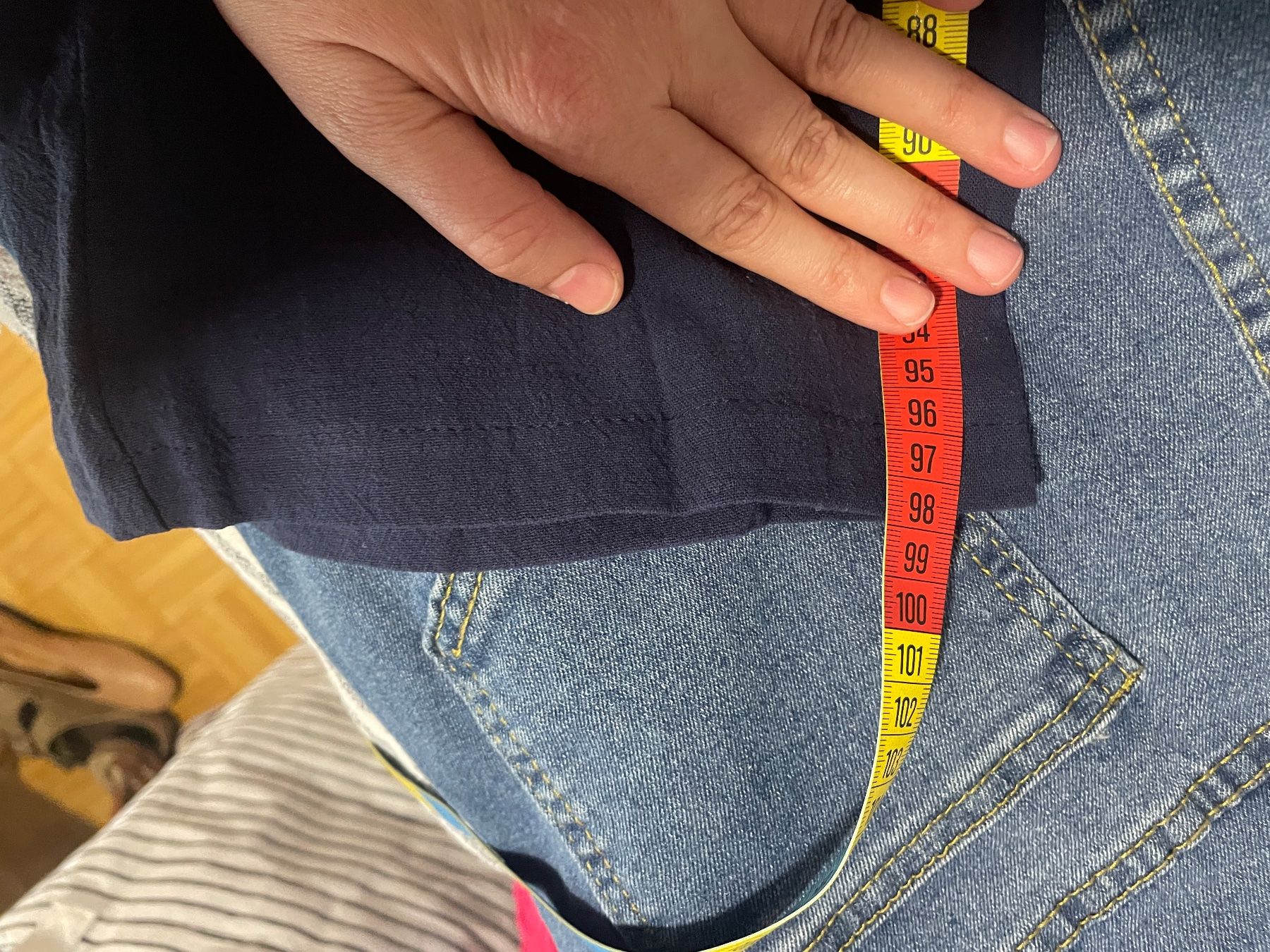 Pantaloni: Dunkelblaue Hosen mit elastichem Bund – Nuovo e nell'imballaggio originale da Zürich venduto da jandra01 4