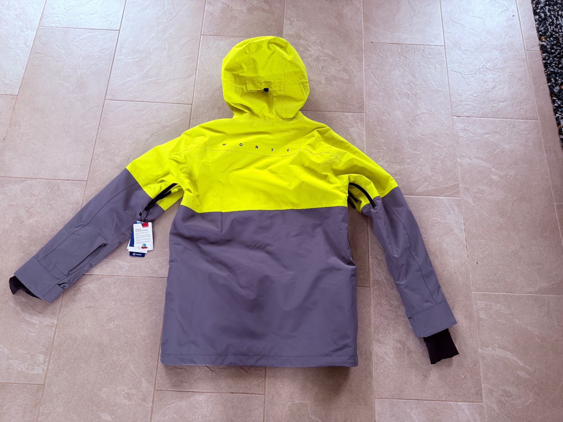 Montec Giacche: Montec Doom Skijacke Unisex Gr. M Neu – Usato da Brüttisellen venduto da Ayersa 1