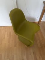 Vitra Panton Stuhl grün Kunststoff
