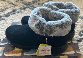 Skechers: 1 paire bottines noir On-the-go Joy 36 *NEUF*