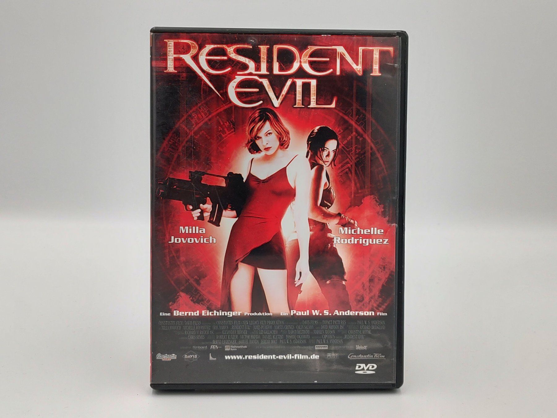 Tutti i DVDs: RESIDENT EVIL - Versand A-Post nur CHF 2.50! – Usato da Siblingen venduto da goodprice24