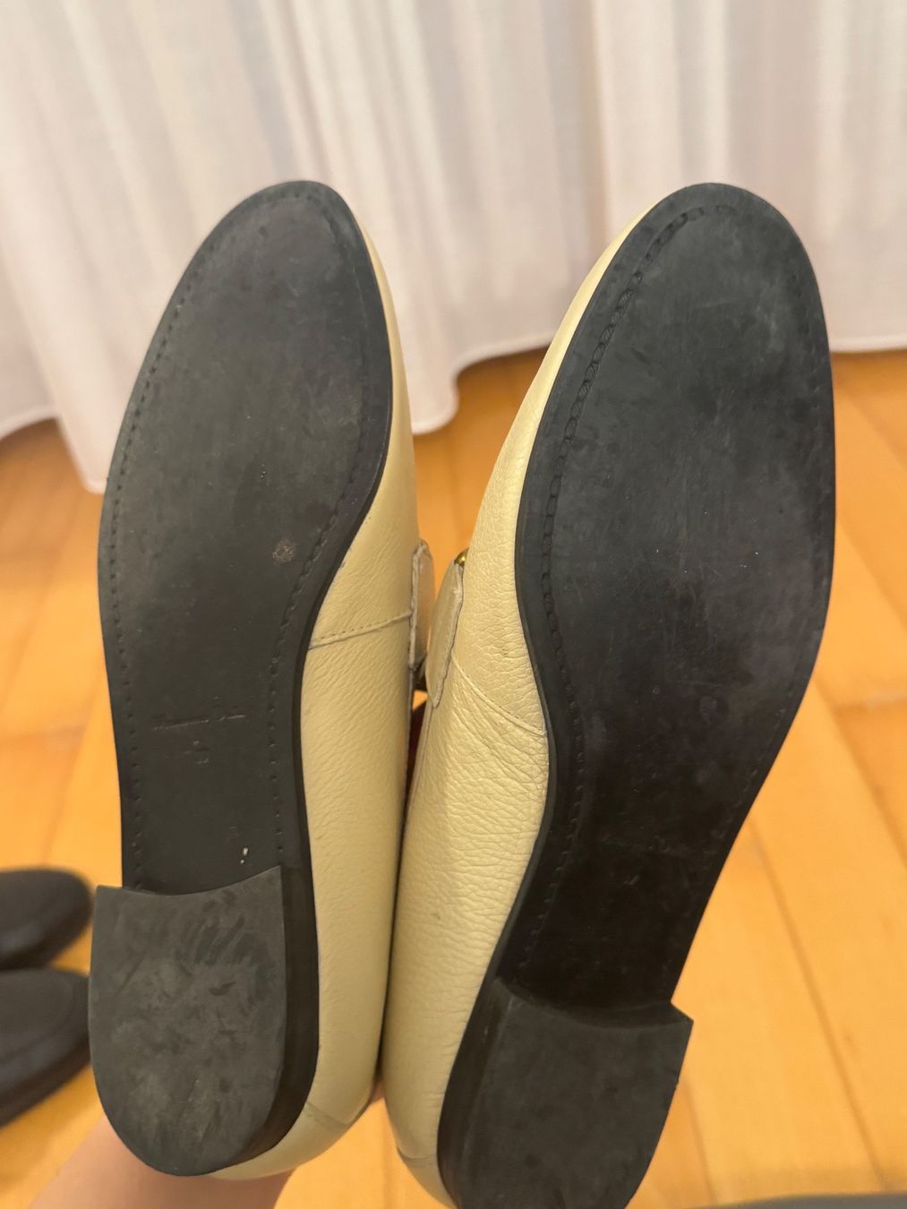 Massimo Dutti Scarpe da donna: Massimo Dutti Leather Loafers | 37 – Usato da Zumikon venduto da pha_k9hp 2