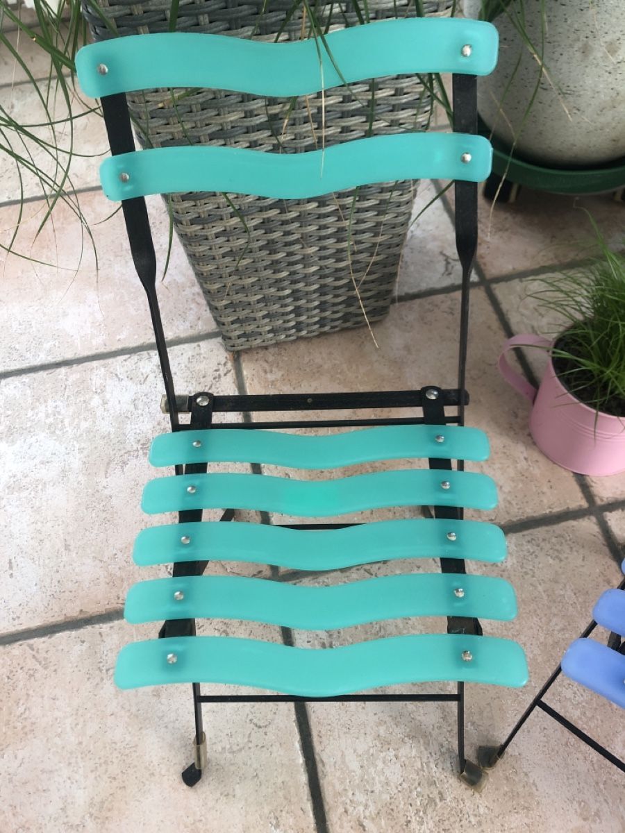 Sedie: Mini chaises pour plantes ou autre – Usato da Biel/Bienne venduto da Lianumi 1
