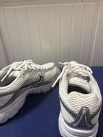 Nike Air Pegasus  Weiss/Silber Grösse 36.5