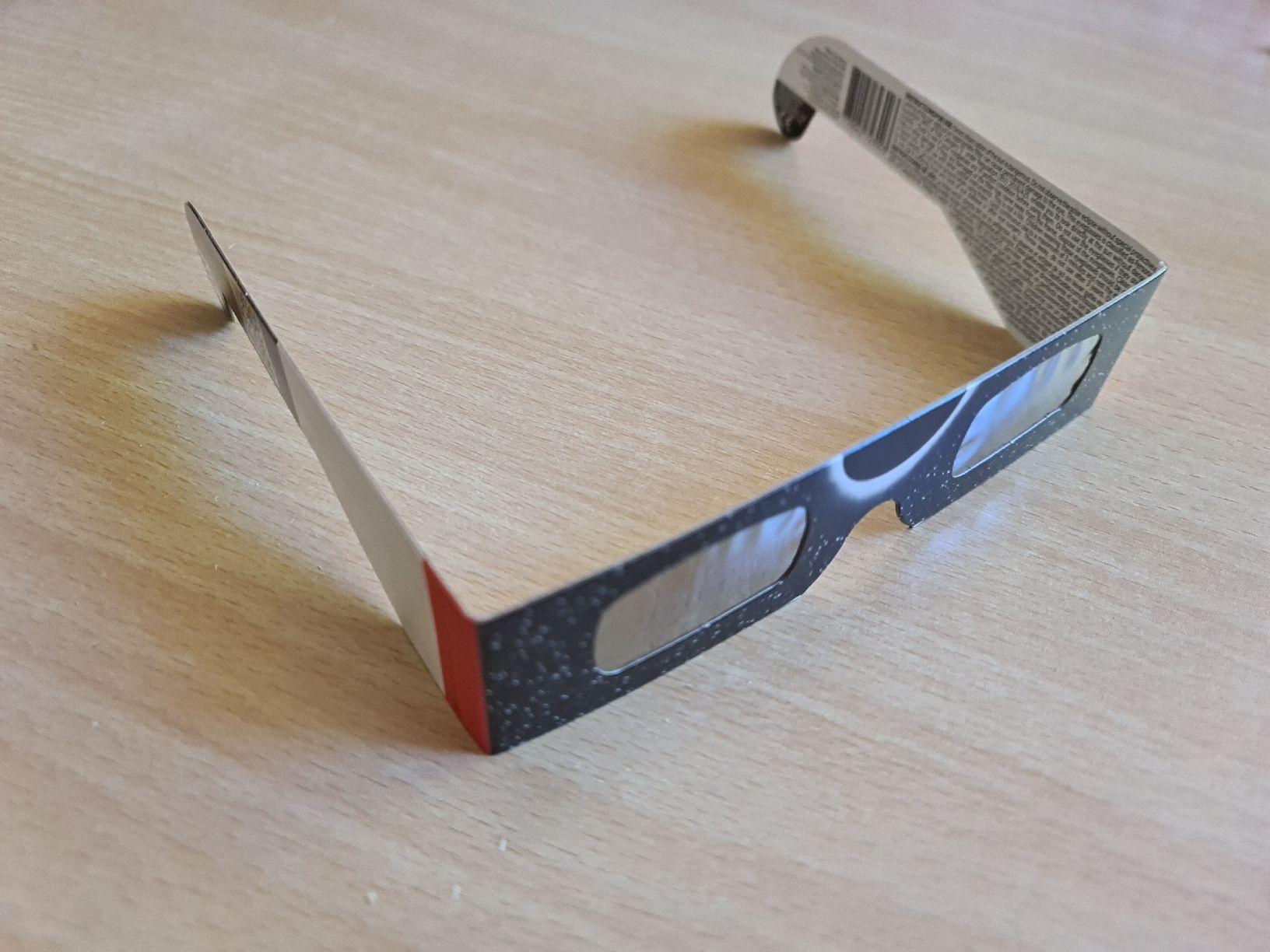 Lunettes & Verres: Sonnenfinsternis-Brille neu – Neuf (Voir description) à Basel par 713luna 2