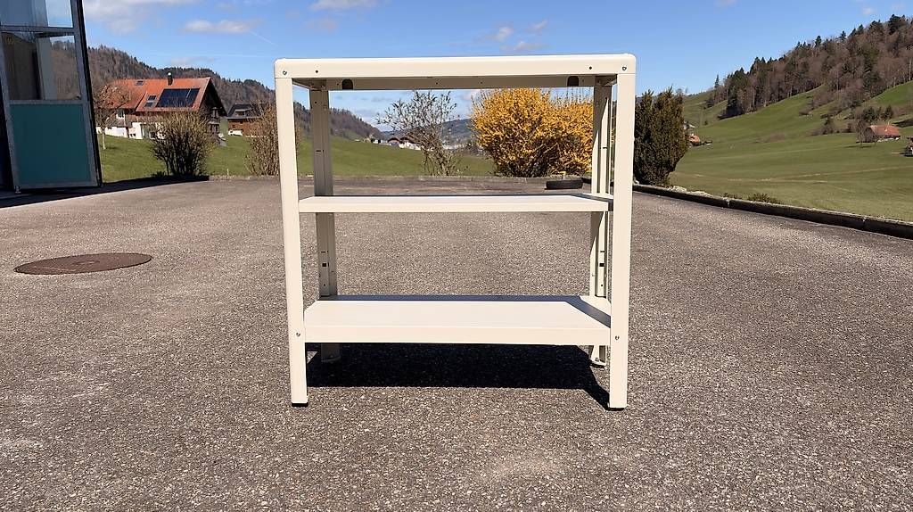 Regale: Regal aus Stahl – Gebraucht aus Schüpfheim von Calvo 4
