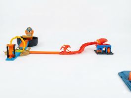 Hotwehll Skorpion mit jump Arena