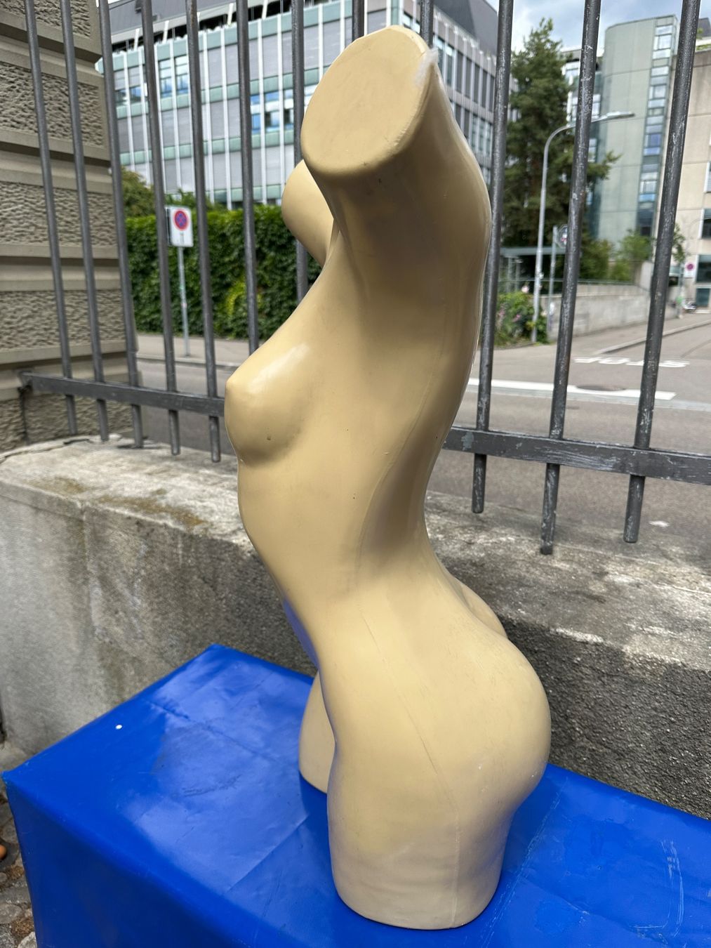 Altro in Decorazioni & Accessori: weibliche Büste Torso Schaufensterpuppe – Usato da Zürich venduto da atlantis77 5