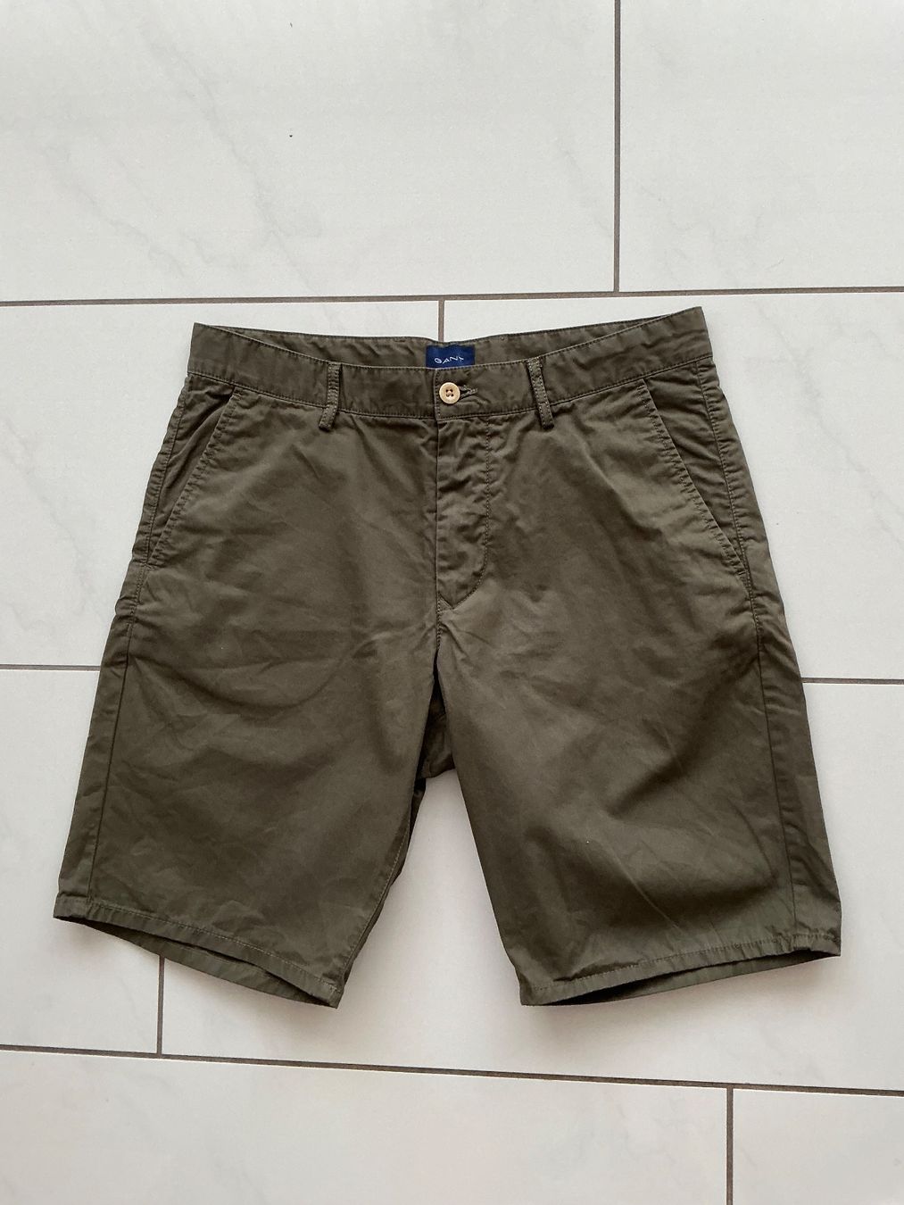 Gant Pantaloni: Gant Shorts Gr.32 Neuwertig – Usato da Biel-Benken BL venduto da Sahra1