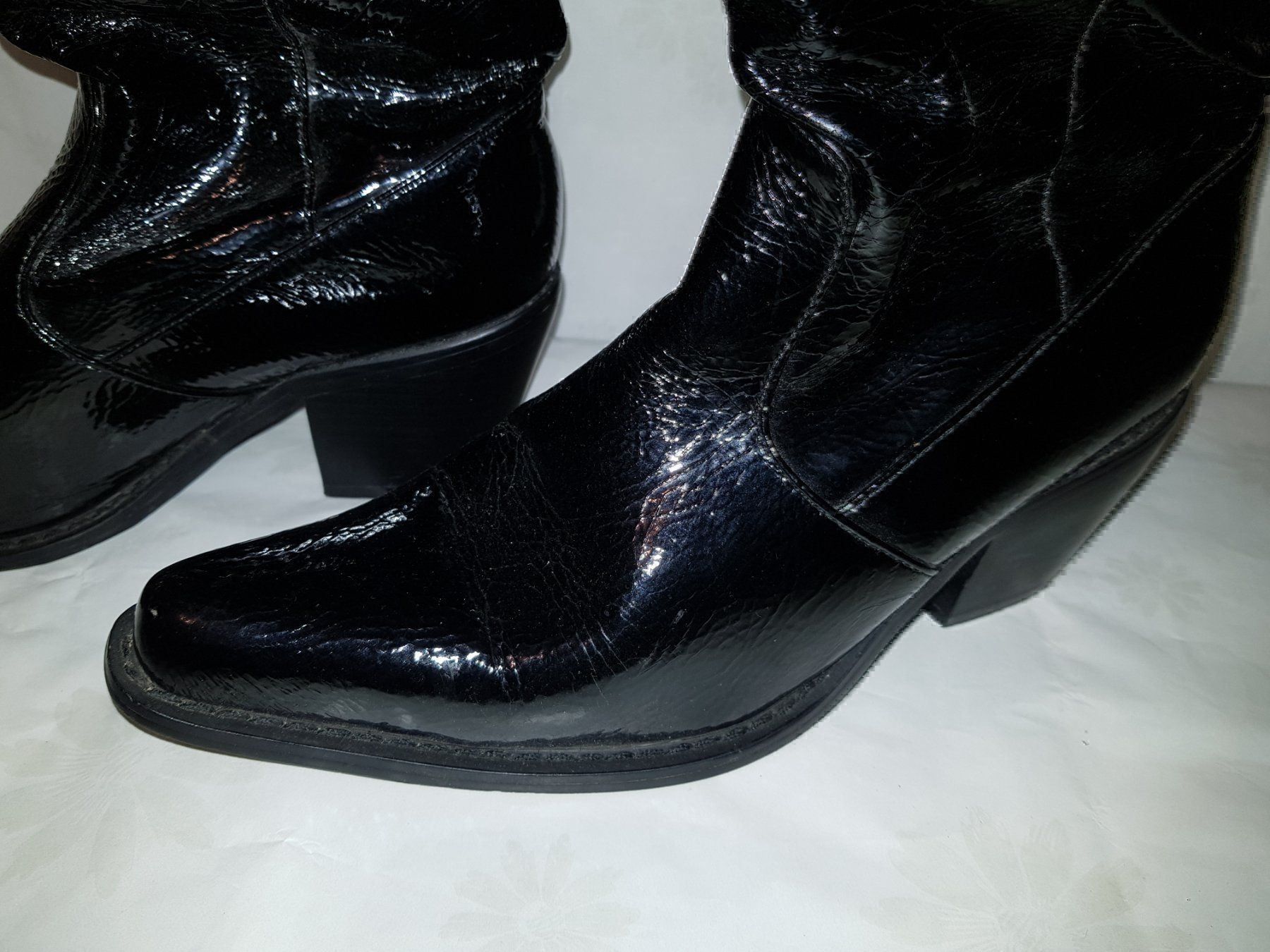 Chaussures femmes: Bottes/Stiefel    Pointure/Nummer  36 – D'occasion à Cossonay-ville par Super-Price-Quality 1