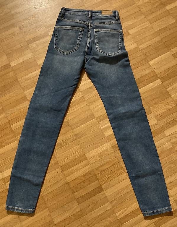 Pull&Bear Pantaloni: Neu!! Jeans von Pull&Bear Gr 158 – Nuovo (secondo la descrizione) da Fislisbach venduto da MichaHa 3