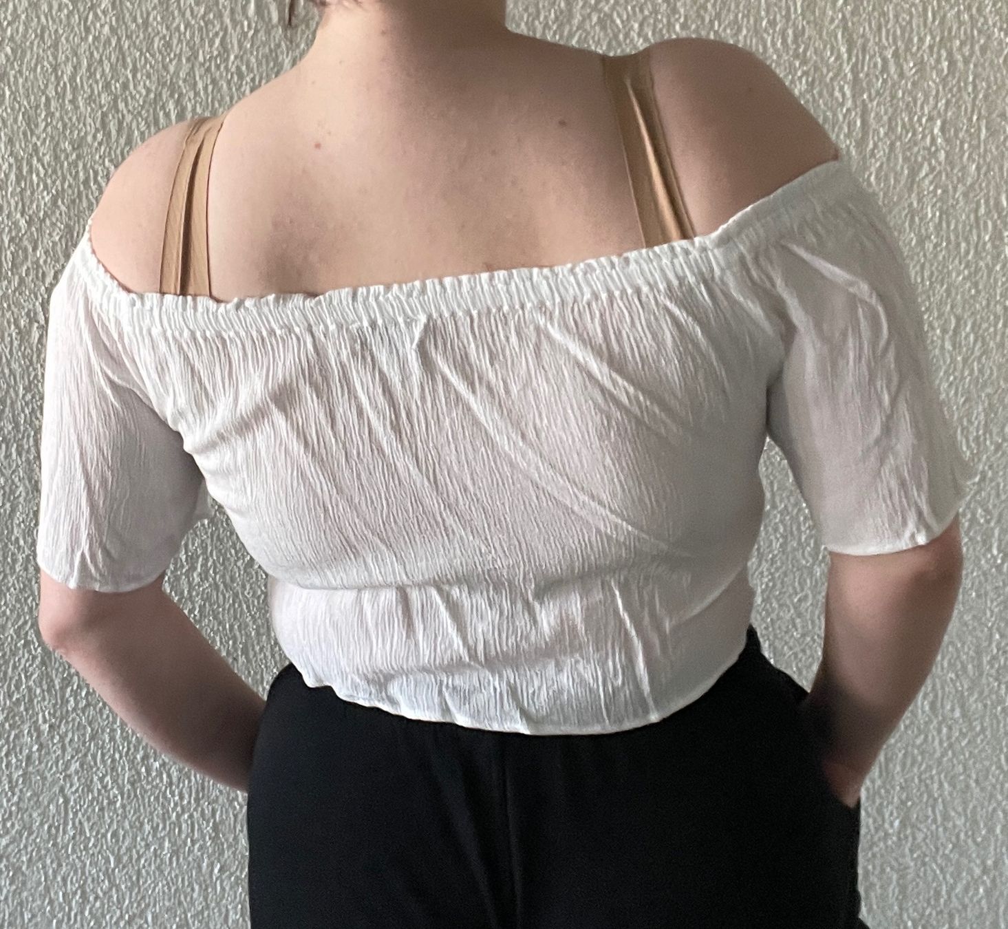 Pull&Bear Top: Crop top von Pull&Bear – Nuovo (secondo la descrizione) da Rapperswil SG venduto da Letas_closet 1
