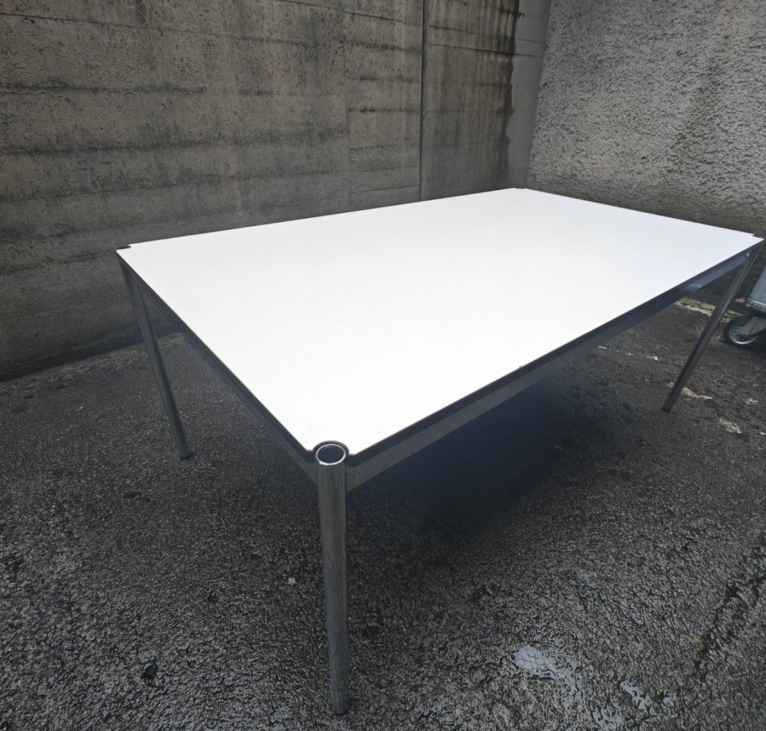 USM Tavoli: USM Tisch 1.75x1.00 Nr.3 – Usato da Attikon venduto da VintageSaleTeam 4