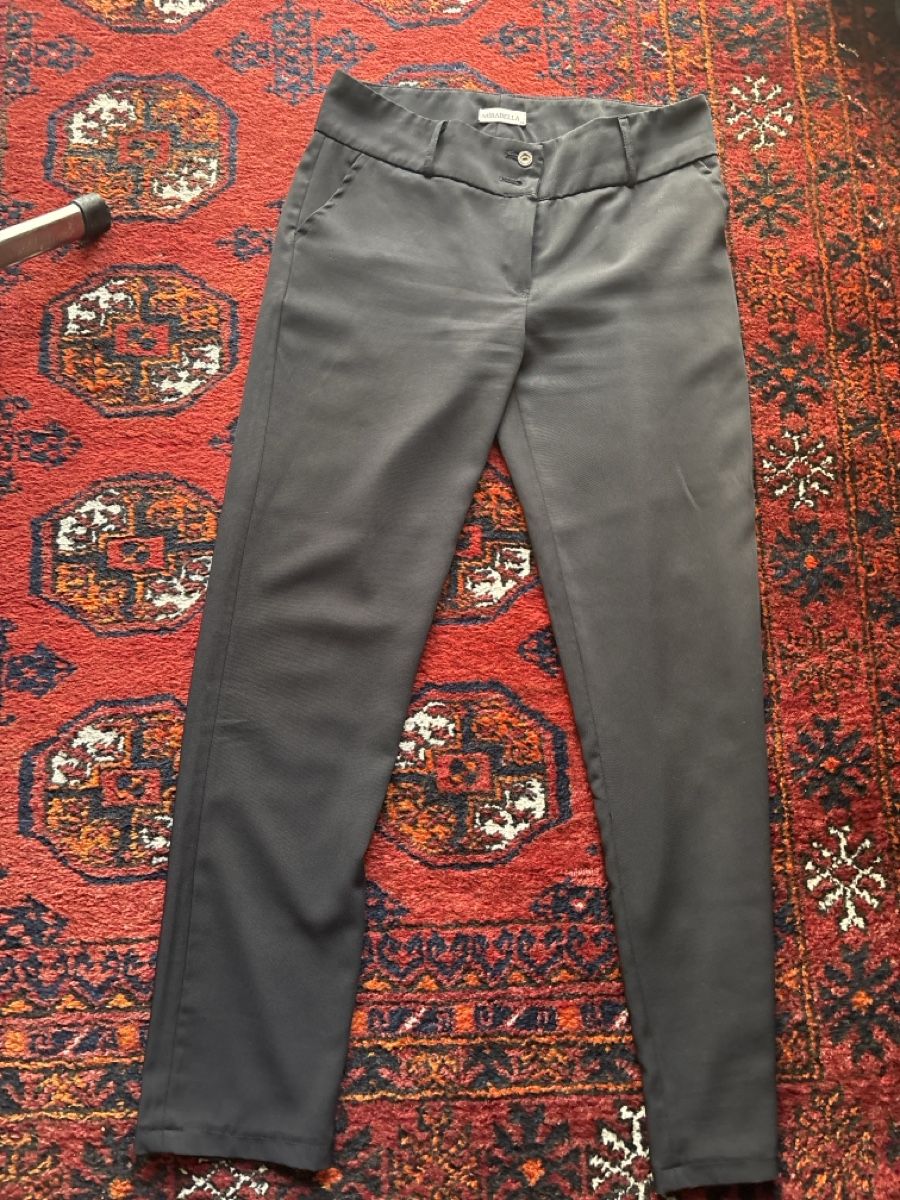 Pantaloni: Hose Gr. 36 schwarz – Usato da Kaltbrunn venduto da Modern
