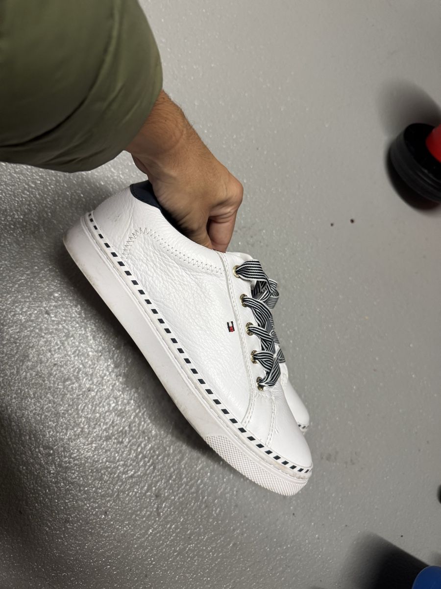 Tommy Hilfiger Scarpe da donna: Tommy Hilfiger Damenschuhe Sneaker, Grösse 39 – Usato da Wiesendangen venduto da Aleksad 2