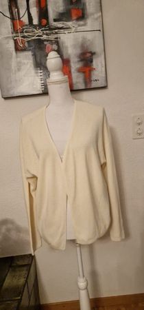 Nile Strickjacke in Creme - Kuschelig für den Übergang!