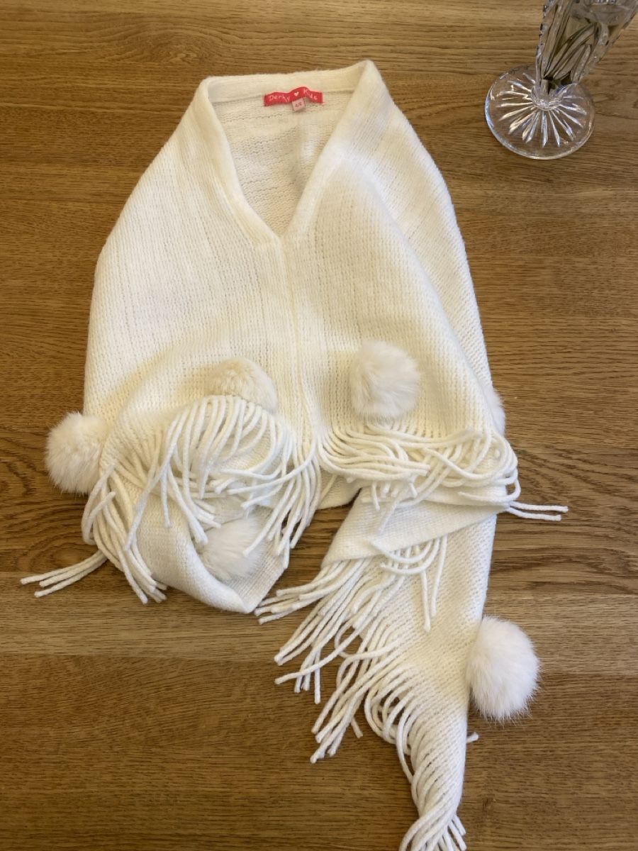 Giacche & Cappotti: Weisses Mädchen Poncho Fransen Pelz Gr.4/6 – Usato da Rubigen venduto da Mukuru 2