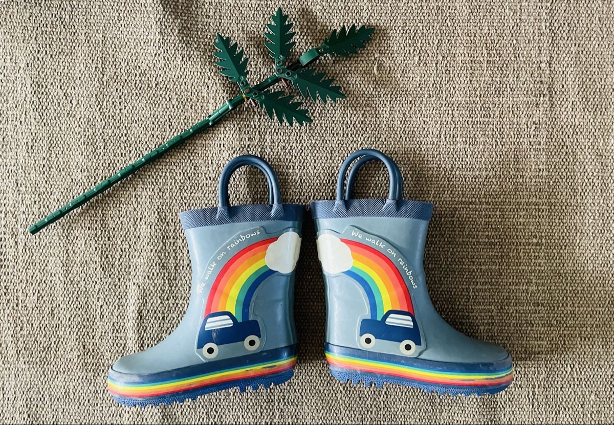 Next Scarpe per ragazzi: Rainbow gummistiefel / wellies 🌈 – Usato da Zollikerberg venduto da BS.SM