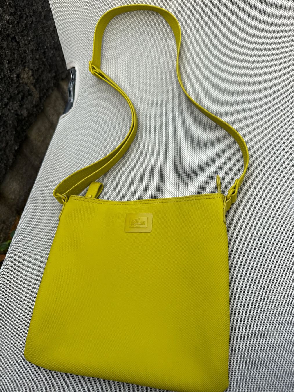 Lacoste Borse: Sac Lacoste femme – Usato da St imier venduto da sav_bjf9