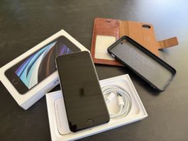 iPhone SE 2020 64 GB weiss guter Zustand 