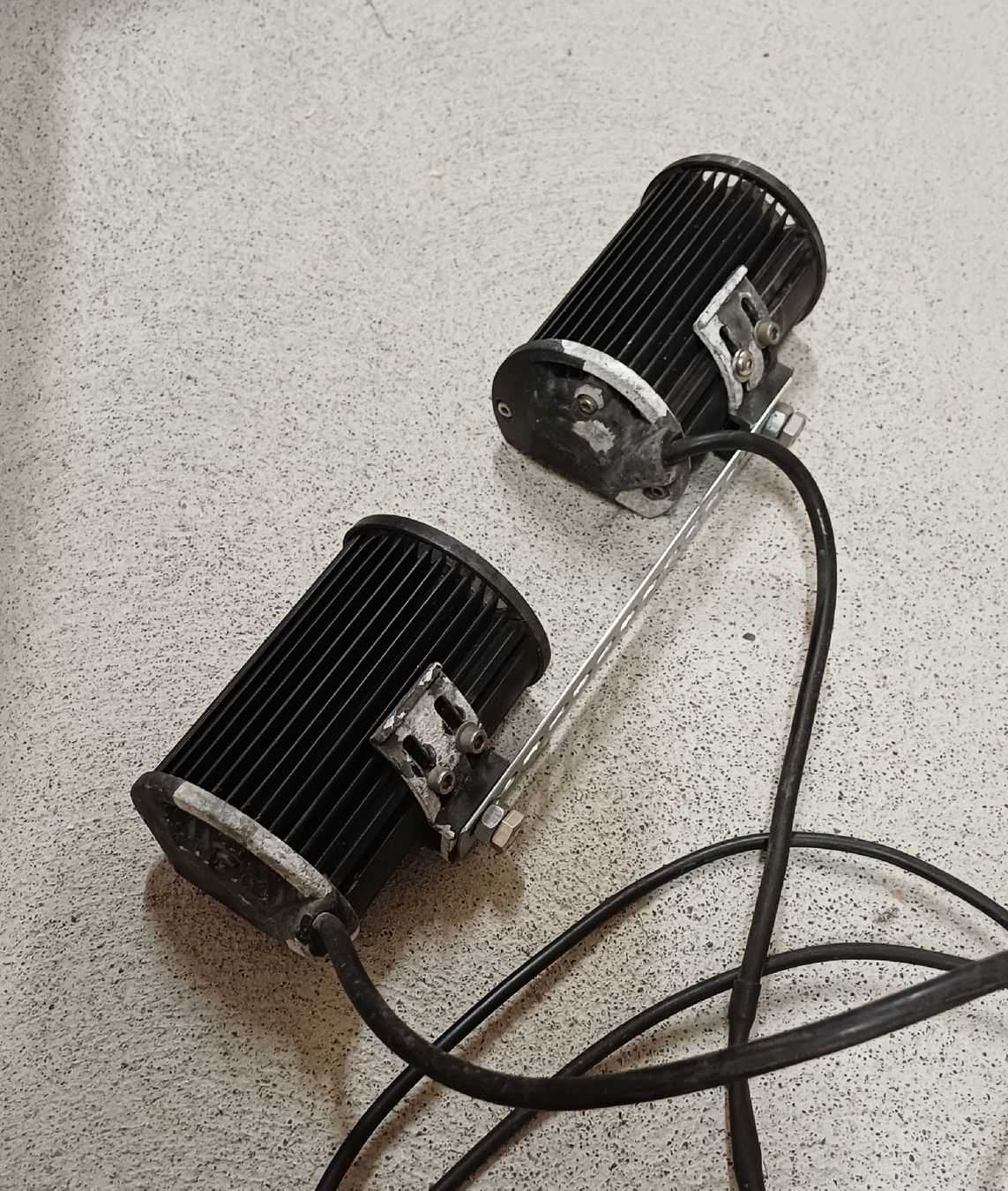 Scheinwerfer: LED Suchscheinwerfer sehr hell  – Gebraucht aus Pfeffikon LU von SY-YoLo 1