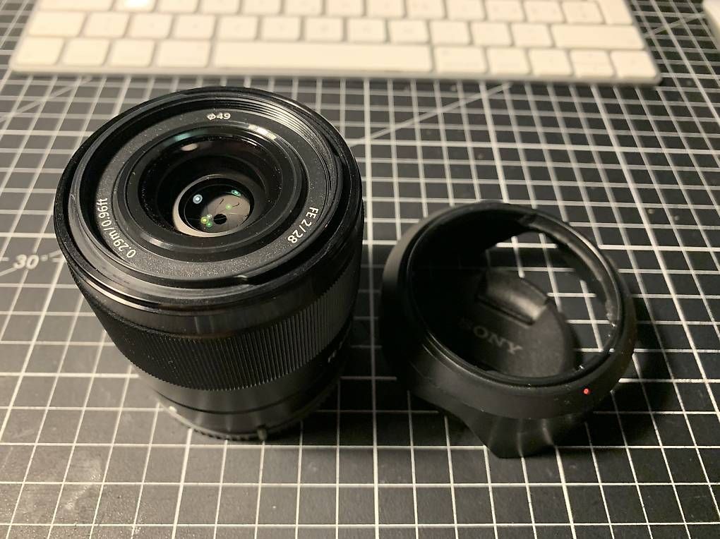 Sony Obiettivi: Sony FE 28mm f2 – Usato da Dietikon venduto da Ghiekorggmail