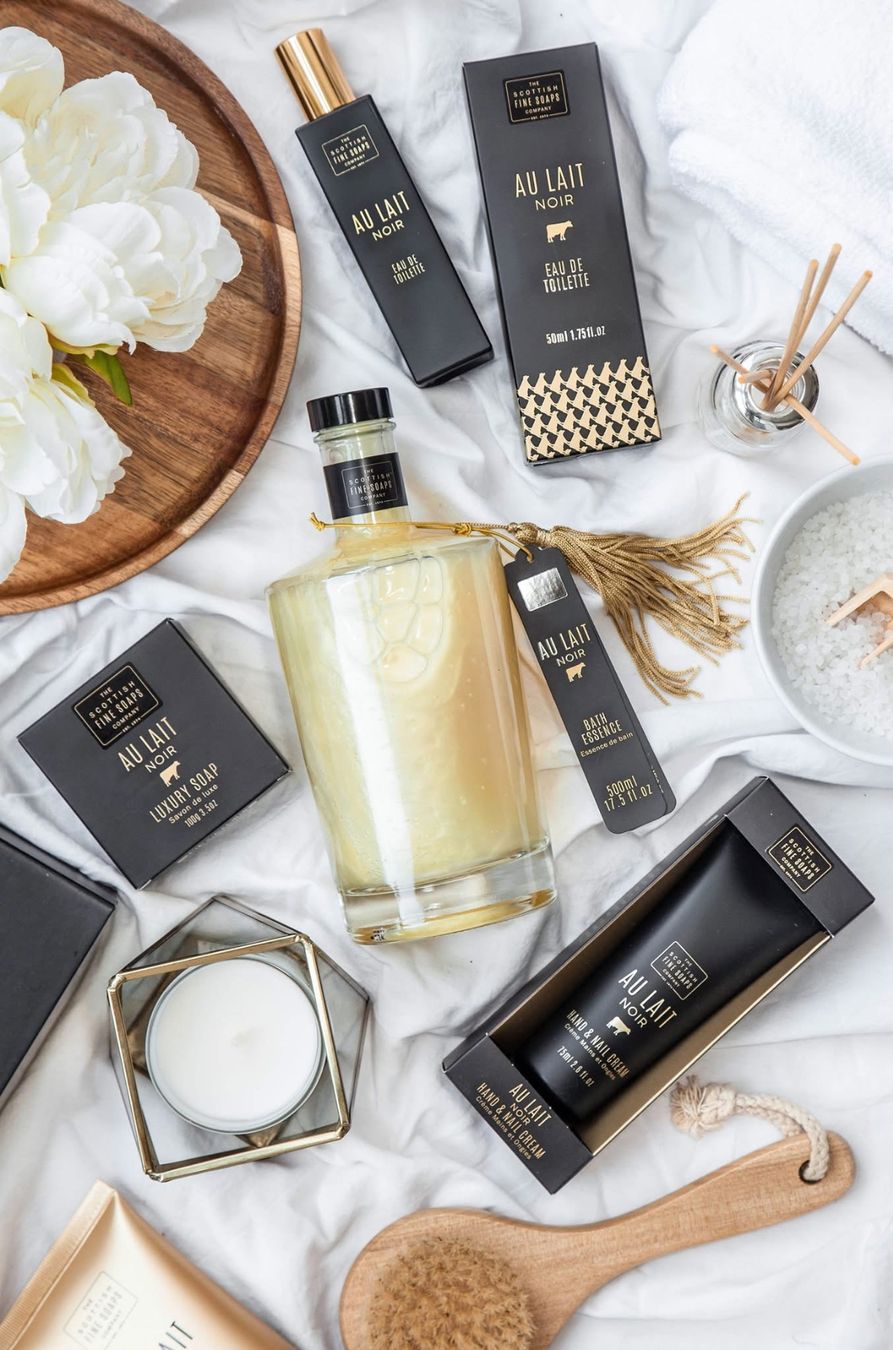 Parfum & Eau de Toilette: 3 ml sample - Scottish Fine Soaps "Au Lait Noir" EDT – Neu und originalverpackt aus Zürich von mel_nbh7 2
