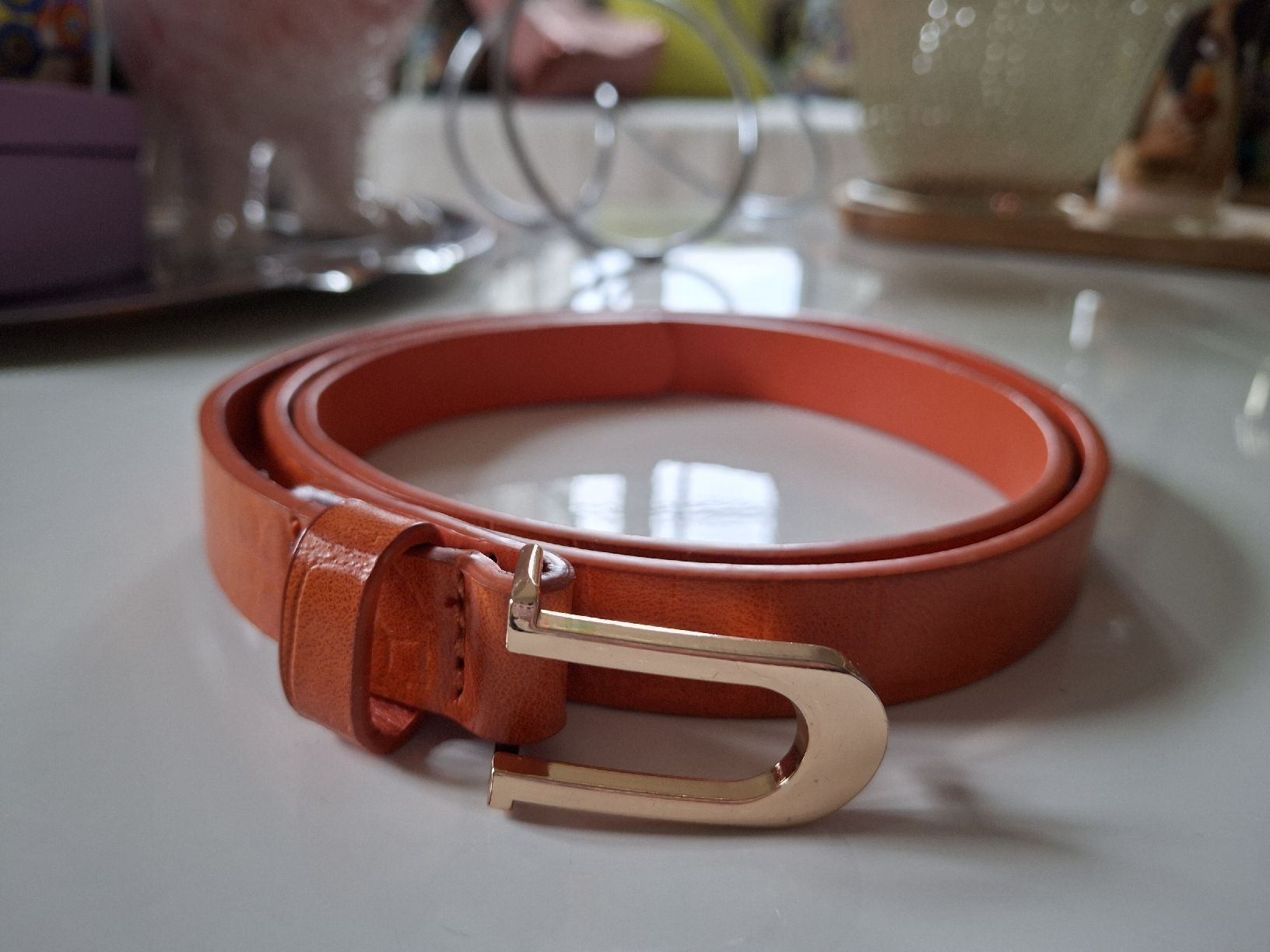 Cinture: Ceinture orange sneakers effect vegan – Usato da Lausanne venduto da Cognitia