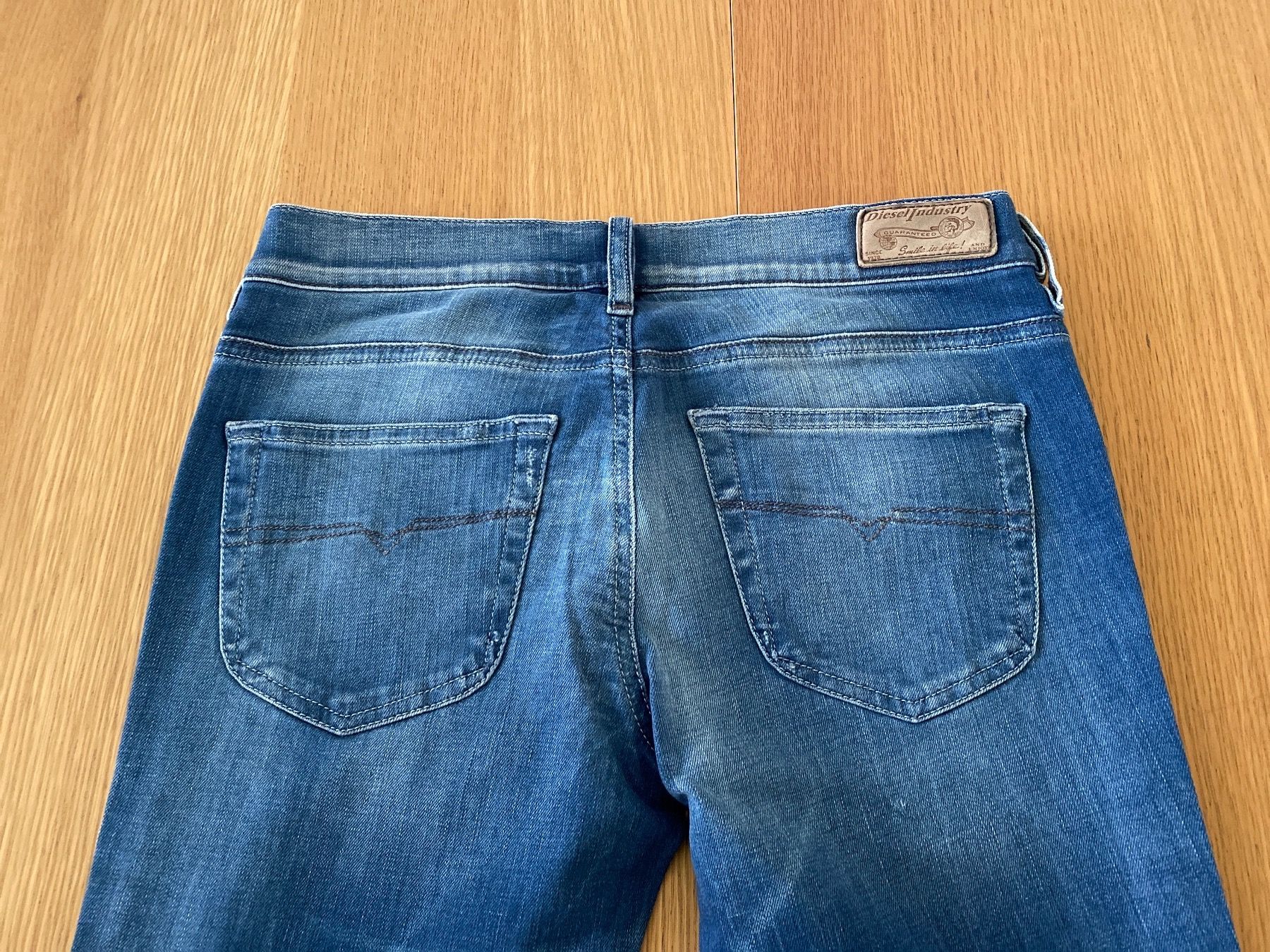 Diesel Jeans: Diesel Jeans gr. 26 – Nuovo (secondo la descrizione) da Wald ZH venduto da Gosia_N 3