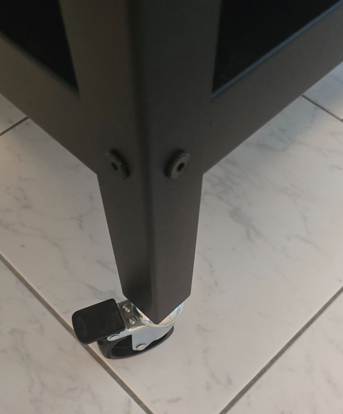 Ikea Carrelli di servizio: IKEA BROR Servierwagen - 85x55 cm – Usato da Meilen venduto da melanieolivia 3