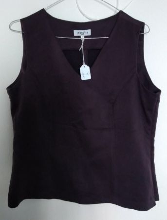 Haut violet, T46, marque insolite