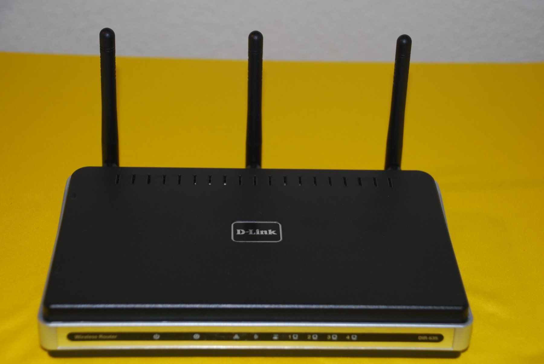 Dlink Modems & Router: D-Link DKT-410 Wireless N Router + USB Mini Adapter – Gebraucht aus Oberengstringen von doexpress 7