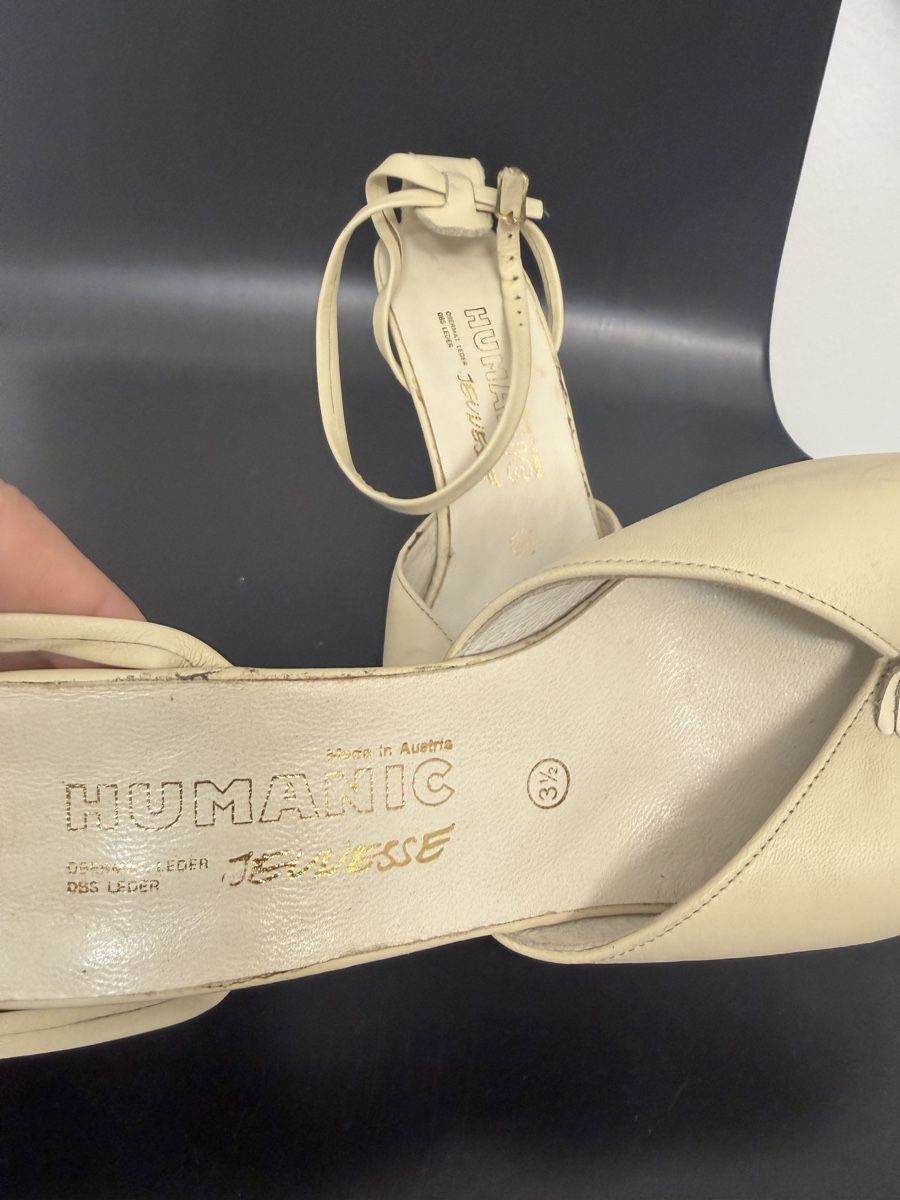 Damenschuhe: Ledersandalen Vintage  – Gebraucht aus Neerach von the_modern_mini 3
