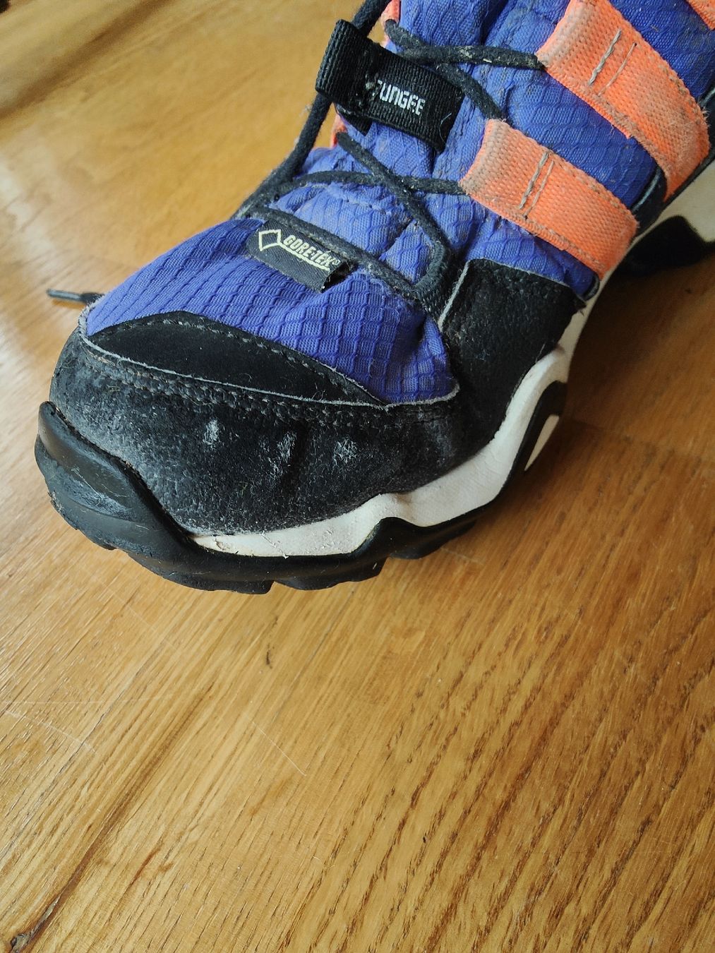 Adidas Scarpe per ragazzi: Adidas Wanderschuh Gr.36 – Usato da Eggiwil venduto da armluk 2