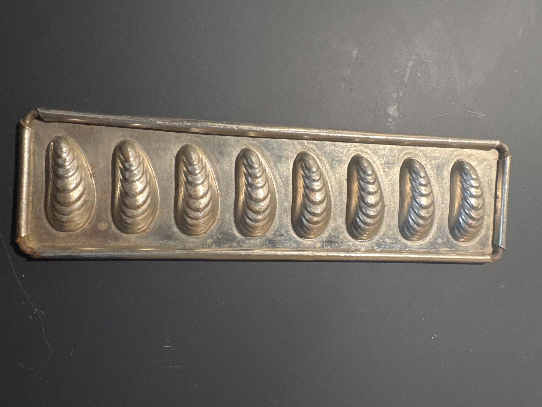 Teglie da forno: Plaqué chocolat ancien coquillage moule – Usato da Lajoux JU venduto da Briard0 3