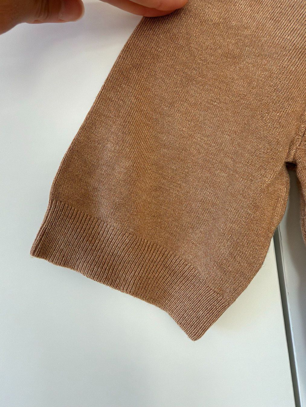 Maglioni & Felpe: Zara Kurzarm-Strickpullover caramel, Gr. M – Usato da Neukirch an der Thur venduto da foundby. 4