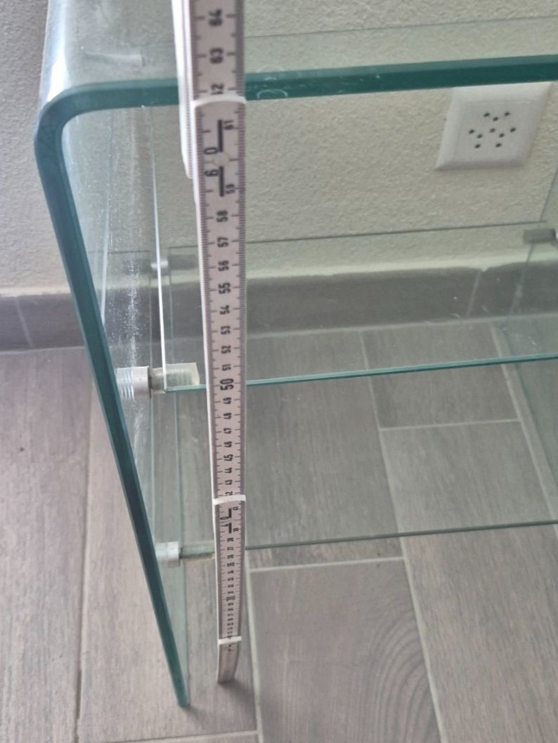 Tavoli: Table d'appoint, petite étagère en verre – Usato da Fully venduto da tameab 3