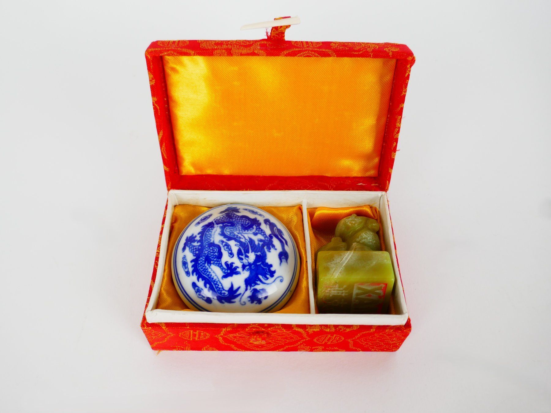 Tutte le decorazioni: Asiatisches Souvenirset – Usato da Urtenen-Schönbühl venduto da Restwert_Schoenbuehl 4